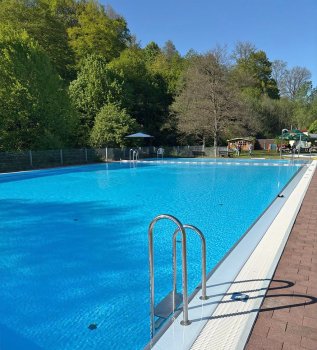 Schwimmbad Finkenbach 15800265_1619438768364334_3425628081278407868_o.jpg