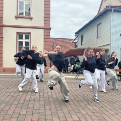 Tanzgruppe bei der Tanzvorführung
